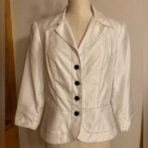 Sandra Darren White Silver Trim Tailored Blazer Black Floral Buttons Peplum